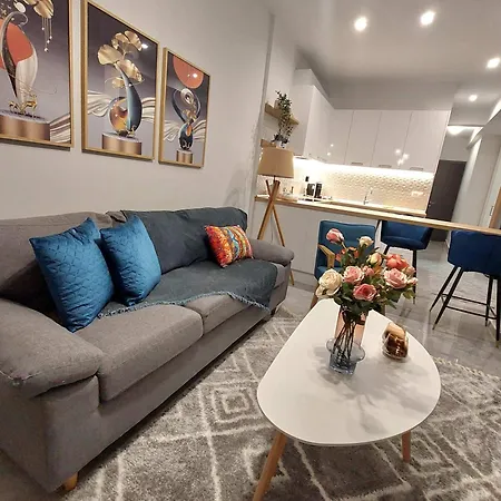 Apartment Delta-central Elegant By Optimum Link *