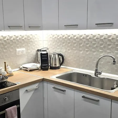 Delta-central Elegant By Optimum Link * Katerini